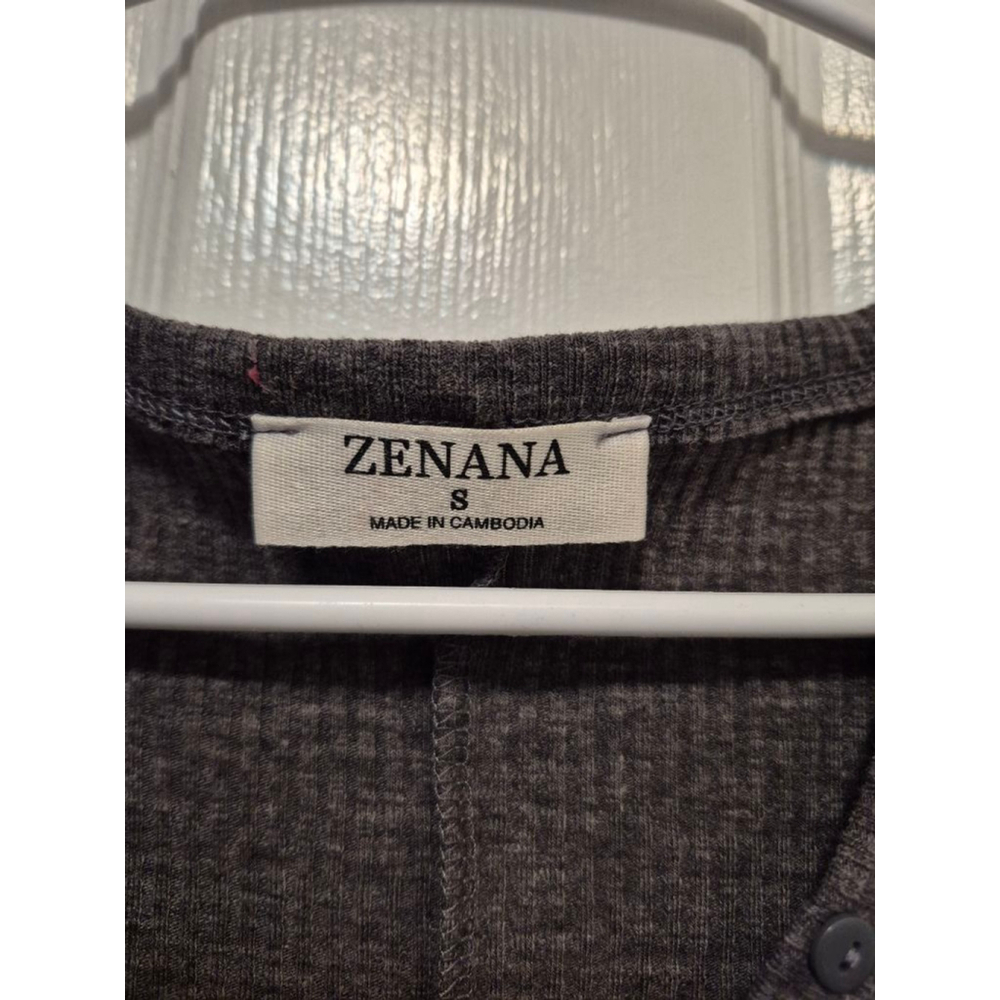 Women's ZENANA Gray Ribbed Henley Tank Top S - Picture 2 of 4